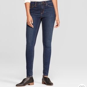 Universal thread size 8 jeans